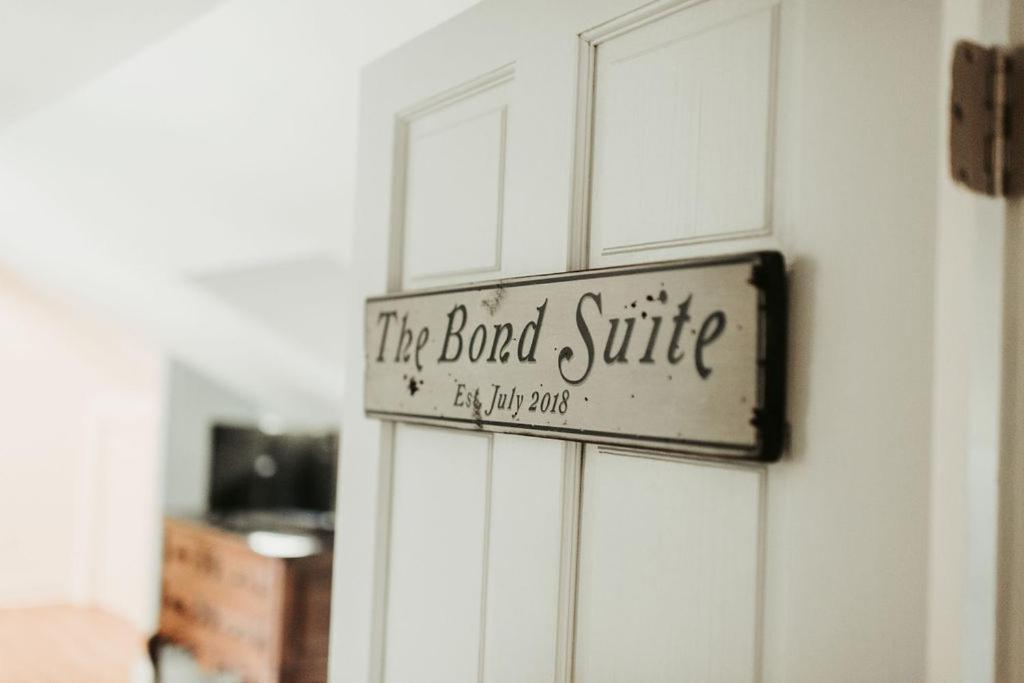 The Bond 1835 Hotel Skaneateles Buitenkant foto