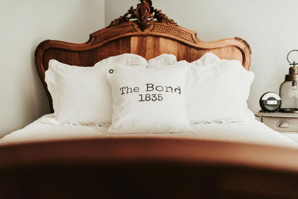 The Bond 1835 Hotel Skaneateles Buitenkant foto