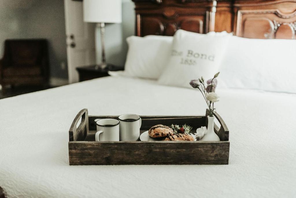 The Bond 1835 Hotel Skaneateles Buitenkant foto